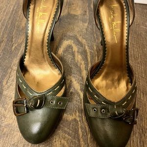 Green Nicole Miller Heels Size 6 1/2